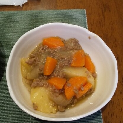 フライパンでササッと作れました！ひき肉なので、火の通りも早く時短でいいですね。新物の男爵が美味しく食べれて大満足です。